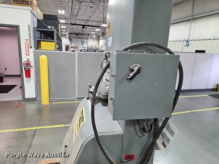 image for item FN5721 DoAll DBW-15 contour machine