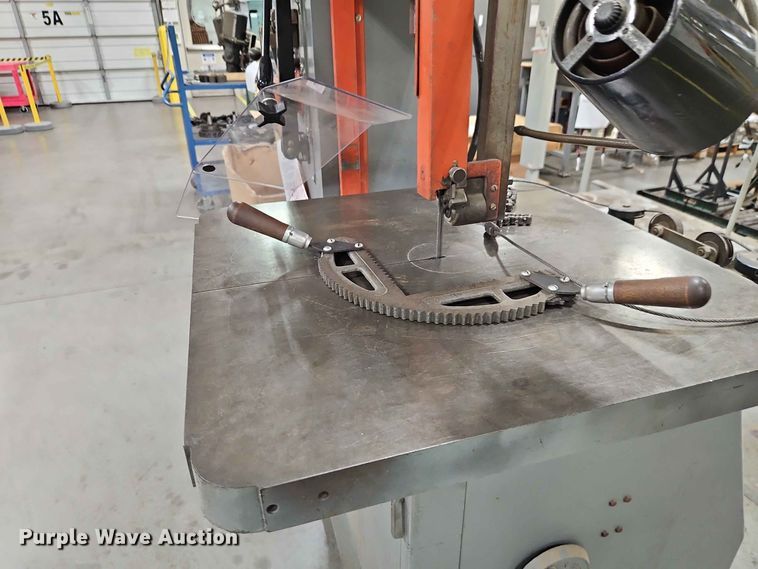 image for item FN5721 DoAll DBW-15 contour machine