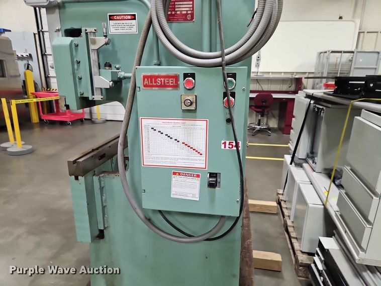 image for item FN5722 Allsteel 33-6 metal press brake