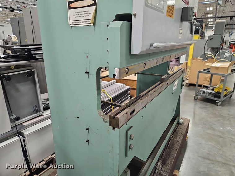 image for item FN5722 Allsteel 33-6 metal press brake