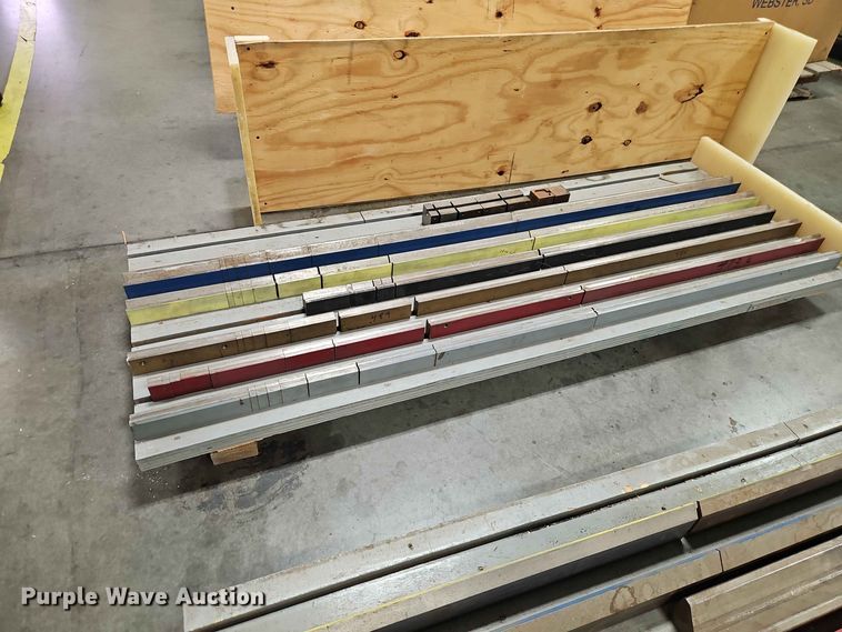 image for item FN5722 Allsteel 33-6 metal press brake