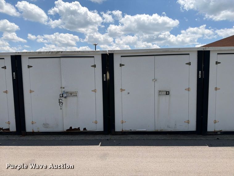 image for item FN5731 (16) storage containers