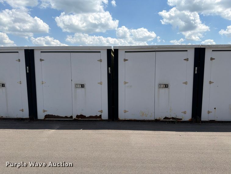 image for item FN5733 (24) storage containers