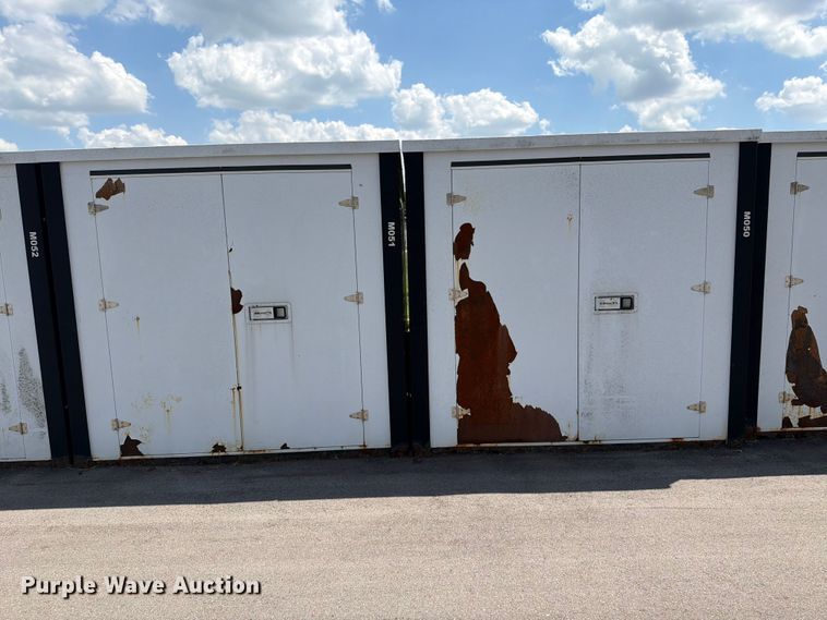 image for item FN5733 (24) storage containers