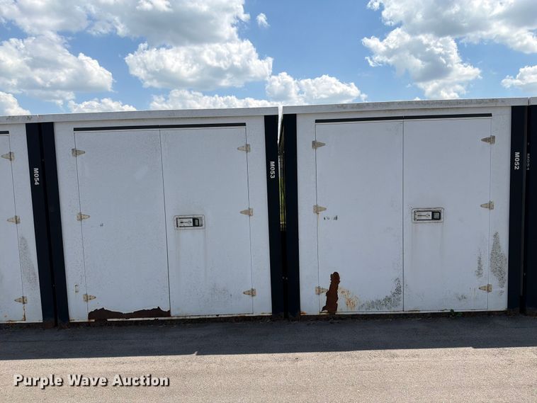 image for item FN5733 (24) storage containers