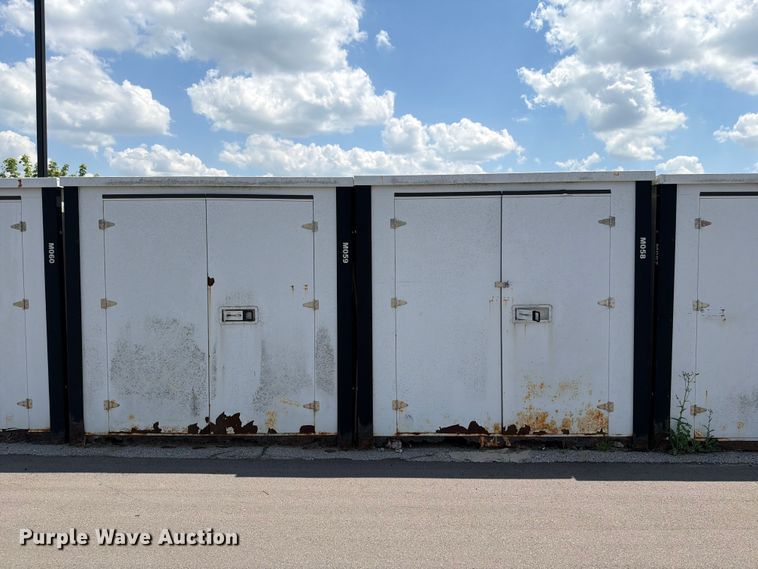 image for item FN5733 (24) storage containers