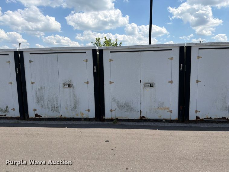 image for item FN5733 (24) storage containers