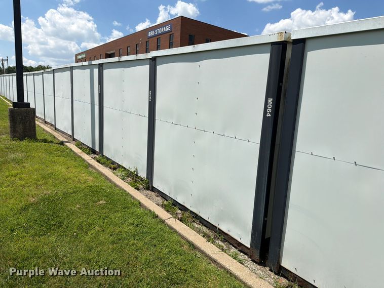 image for item FN5733 (24) storage containers