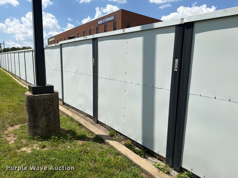 image for item FN5733 (24) storage containers