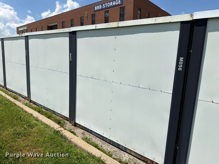 image for item FN5733 (24) storage containers