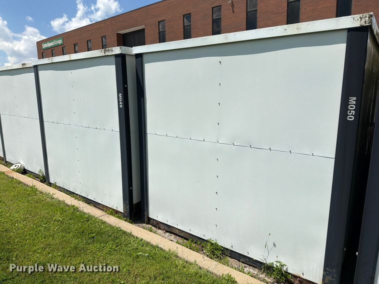image for item FN5733 (24) storage containers
