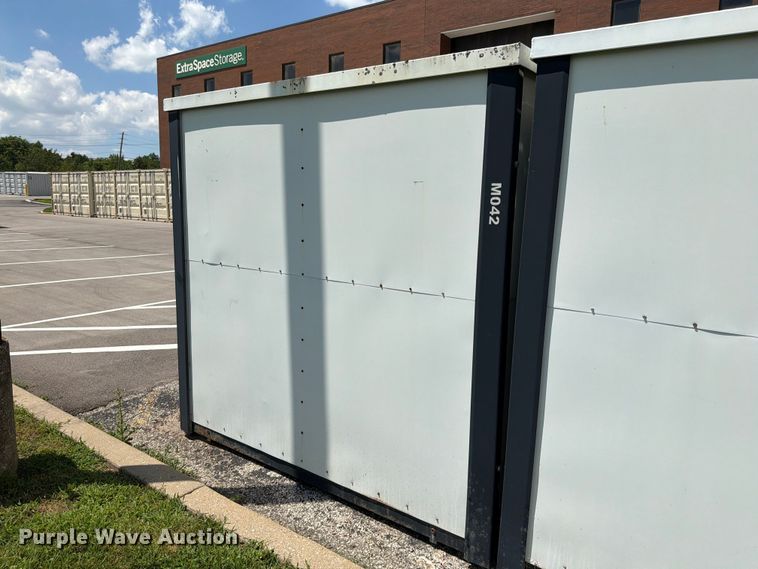 image for item FN5733 (24) storage containers