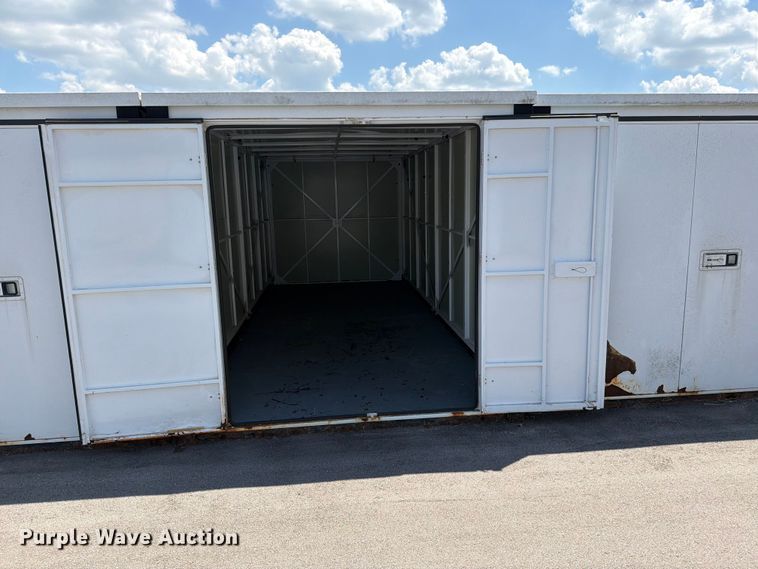 image for item FN5733 (24) storage containers
