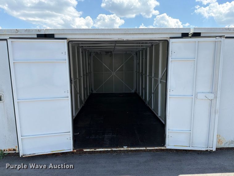 image for item FN5733 (24) storage containers