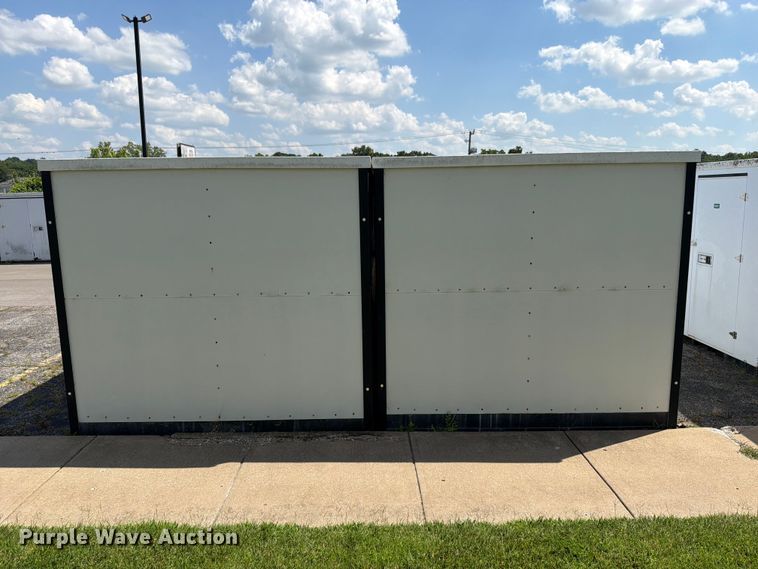image for item FN5734 (2) storage containers