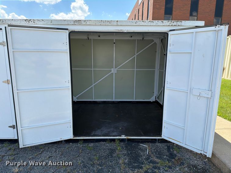image for item FN5734 (2) storage containers