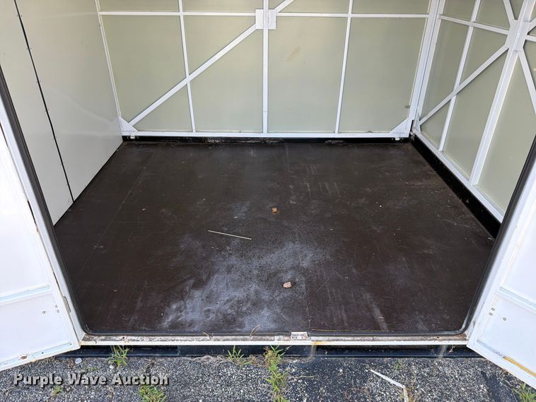 image for item FN5734 (2) storage containers