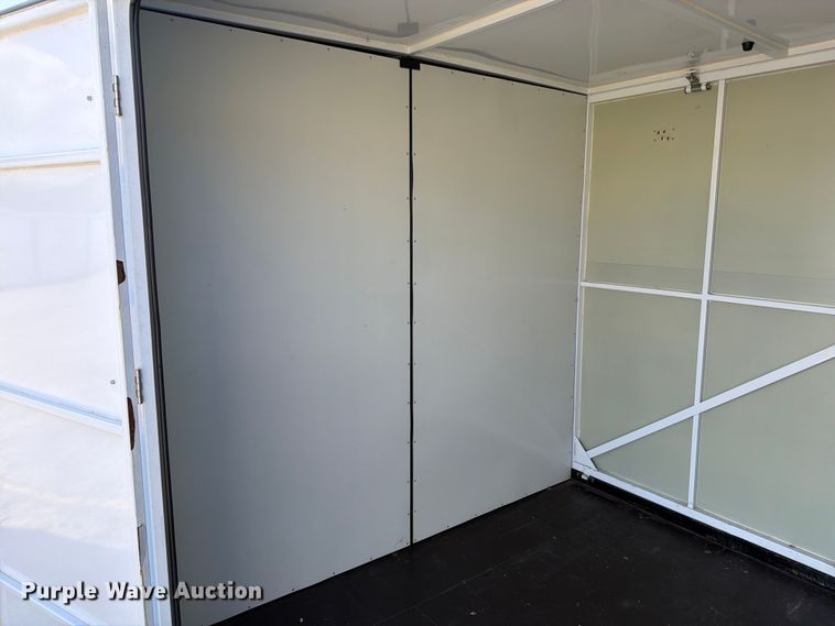 image for item FN5734 (2) storage containers