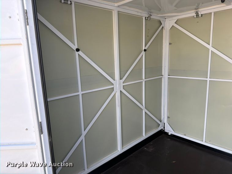 image for item FN5734 (2) storage containers