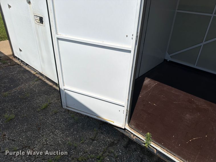 image for item FN5734 (2) storage containers