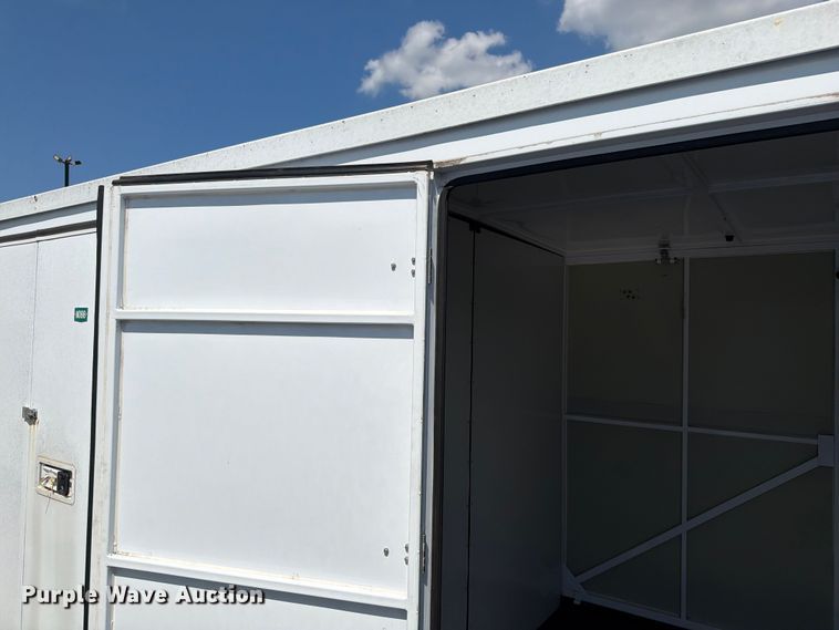 image for item FN5734 (2) storage containers