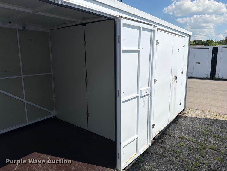 image for item FN5734 (2) storage containers