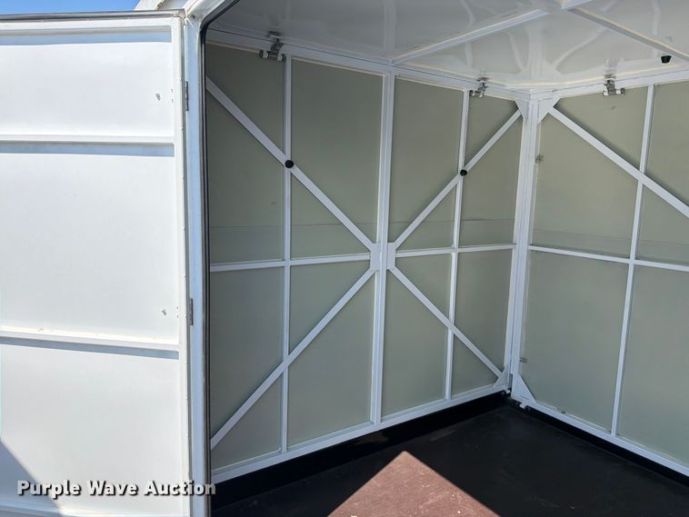 image for item FN5734 (2) storage containers