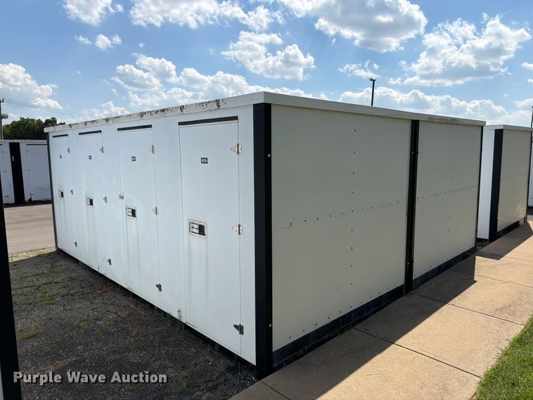 image for item FN5735 (2) storage containers