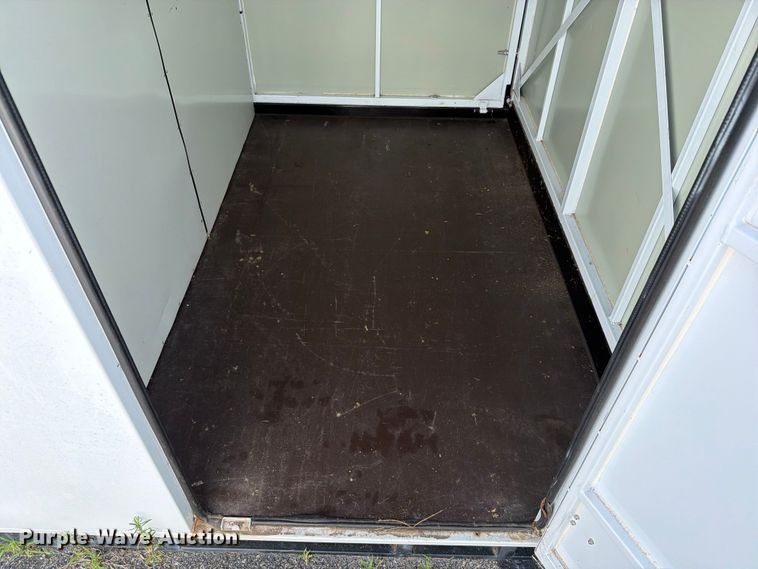 image for item FN5735 (2) storage containers