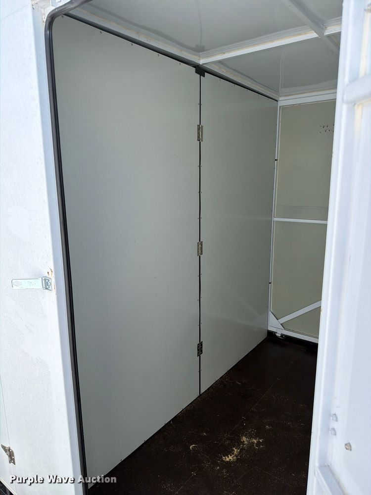 image for item FN5735 (2) storage containers