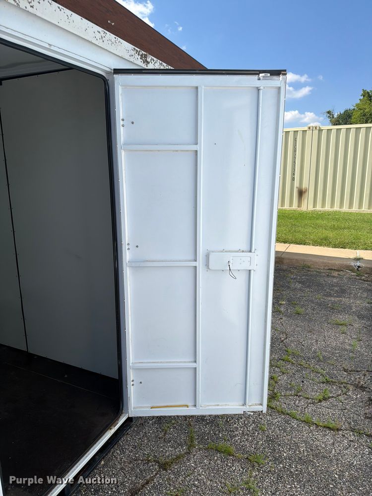 image for item FN5735 (2) storage containers