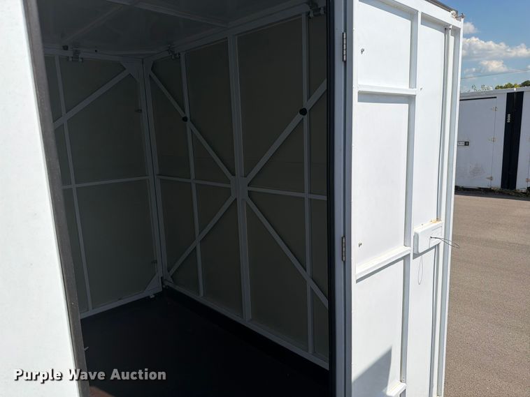 image for item FN5735 (2) storage containers