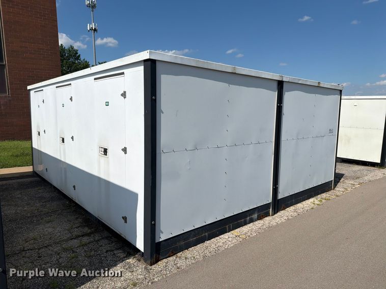 image for item FN5737 (2) storage containers