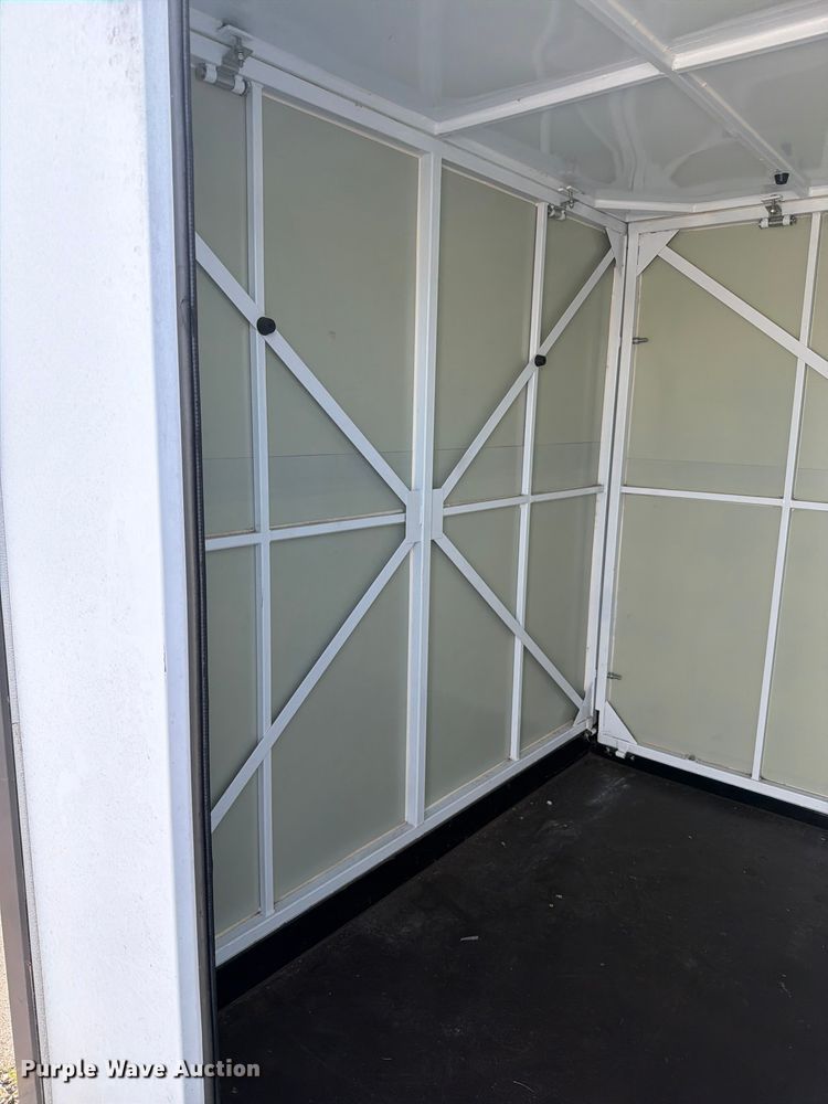 image for item FN5737 (2) storage containers
