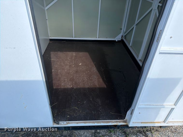 image for item FN5737 (2) storage containers
