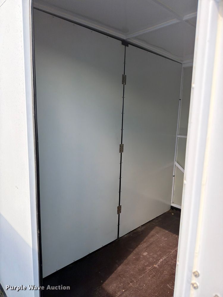 image for item FN5737 (2) storage containers