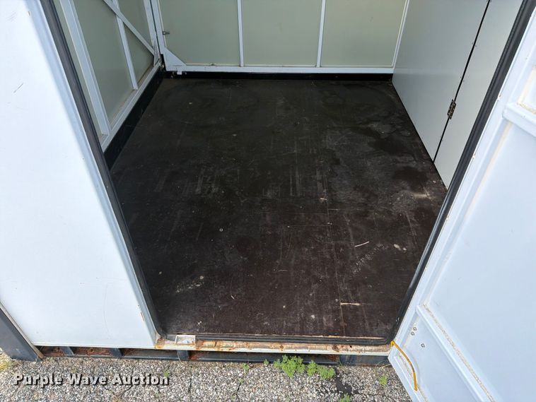 image for item FN5738 Storage container