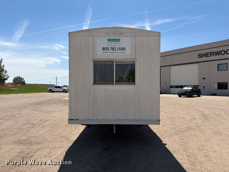 image for item NJ9049 1995 Miller 832 mobile office