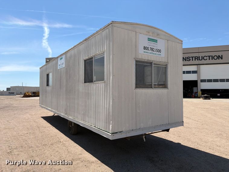 image for item NJ9049 1995 Miller 832 mobile office