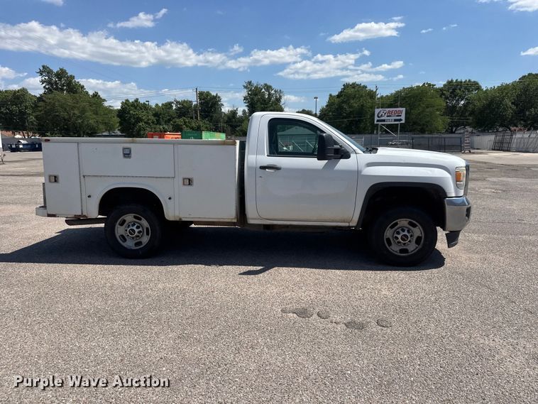 image for item NJ9066 2016 GMC Sierra 2500HD utility bed pickup truck