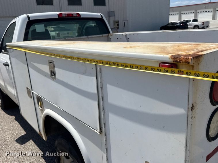 image for item NJ9066 2016 GMC Sierra 2500HD utility bed pickup truck