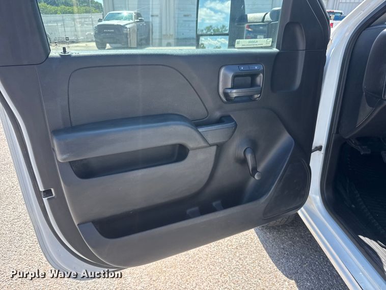 image for item NJ9066 2016 GMC Sierra 2500HD utility bed pickup truck