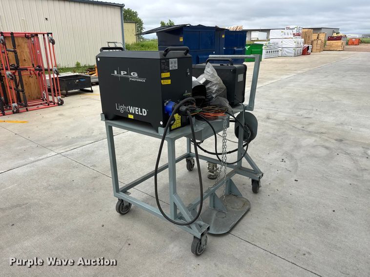 image for item NJ9121 2022 IPG Photonics LightWELD SYSHHW000000001U laser welder