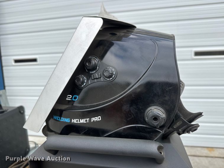 image for item NJ9121 2022 IPG Photonics LightWELD SYSHHW000000001U laser welder