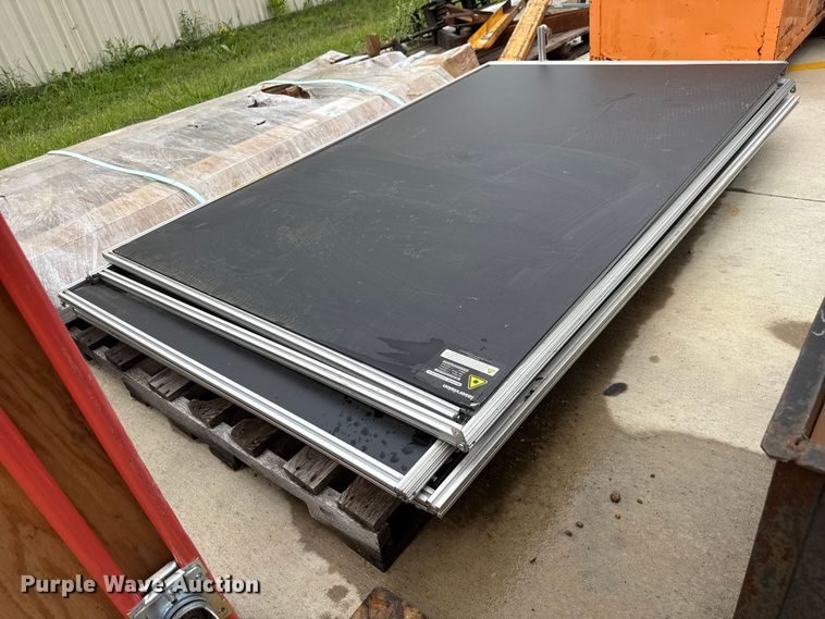 image for item NJ9121 2022 IPG Photonics LightWELD SYSHHW000000001U laser welder
