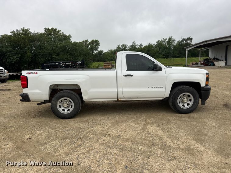 image for item NJ9137 2014 Chevrolet Silverado 1500 pickup truck