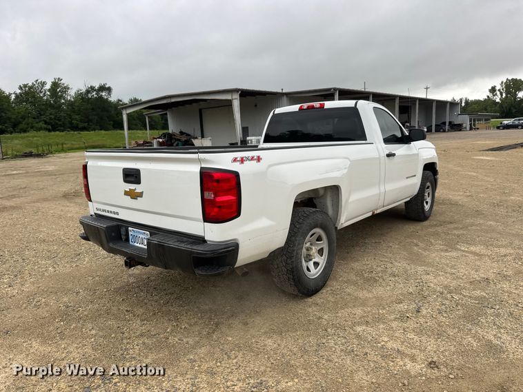image for item NJ9137 2014 Chevrolet Silverado 1500 pickup truck