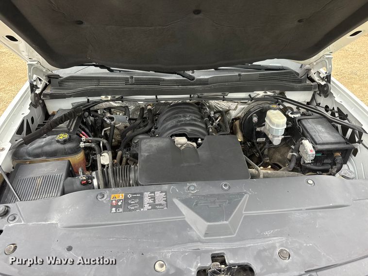 image for item NJ9137 2014 Chevrolet Silverado 1500 pickup truck