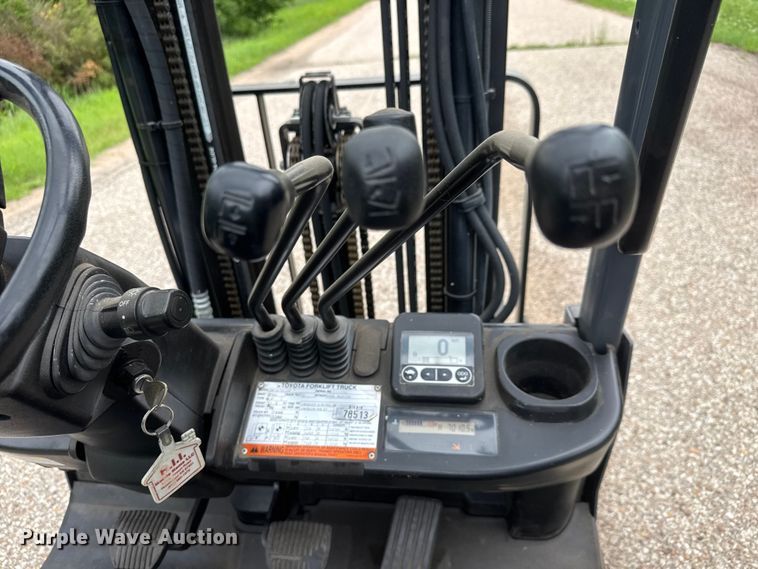 image for item NJ9170 Toyota 8FGCSU20 forklift