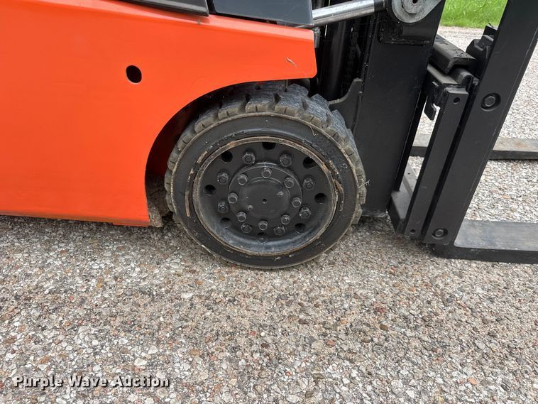 image for item NJ9170 Toyota 8FGCSU20 forklift
